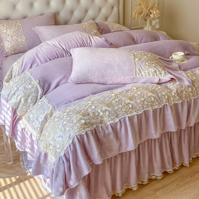 91家纺网 家纺一手货源 找家纺 网红馆（ck家纺） 2025新款牛奶绒蕾丝花边倾城系列四件套 倾城-紫