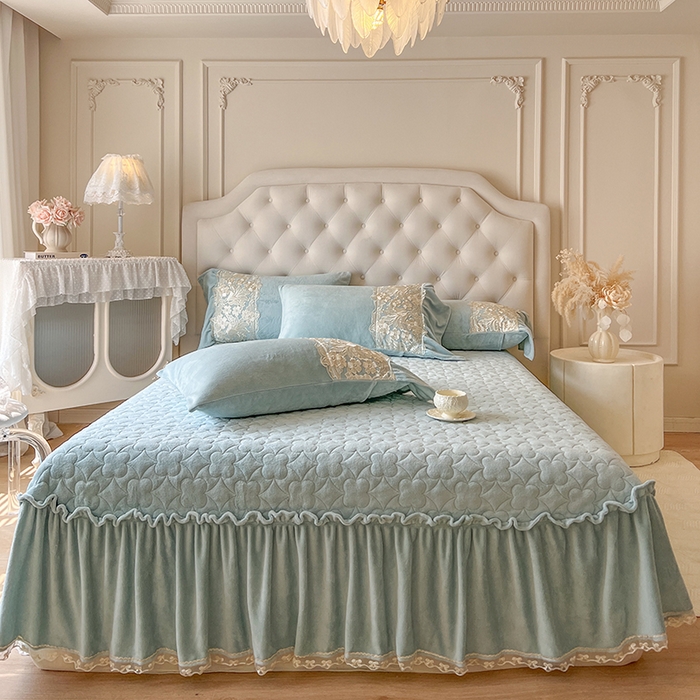 91家纺网 家纺一手货源 找家纺 网红馆（ck家纺） 2025新款牛奶绒蕾丝花边倾城系列四件套 倾城-绿