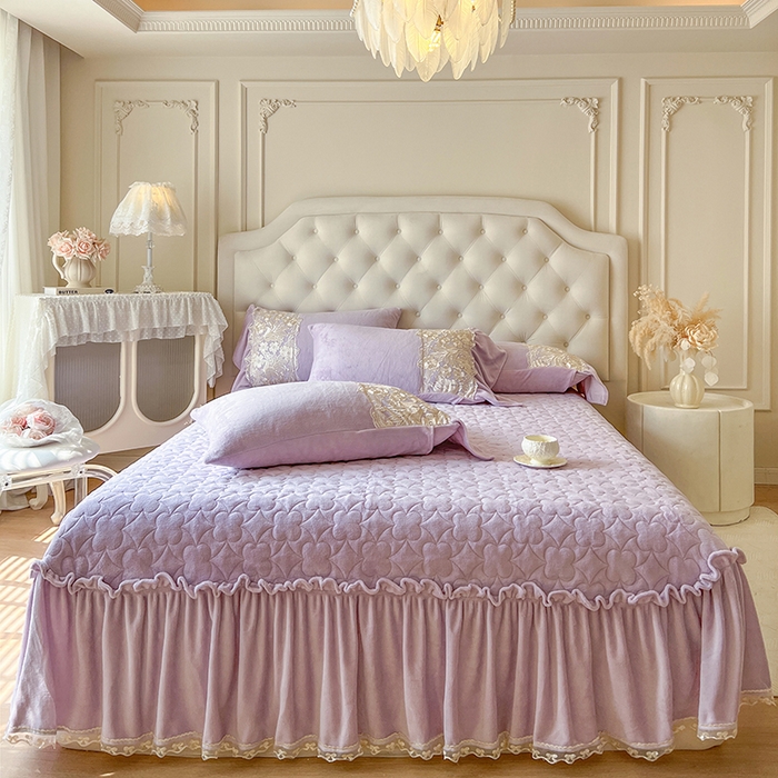 91家纺网 家纺一手货源 找家纺 网红馆（ck家纺） 2025新款牛奶绒蕾丝花边倾城系列单床盖 倾城-紫