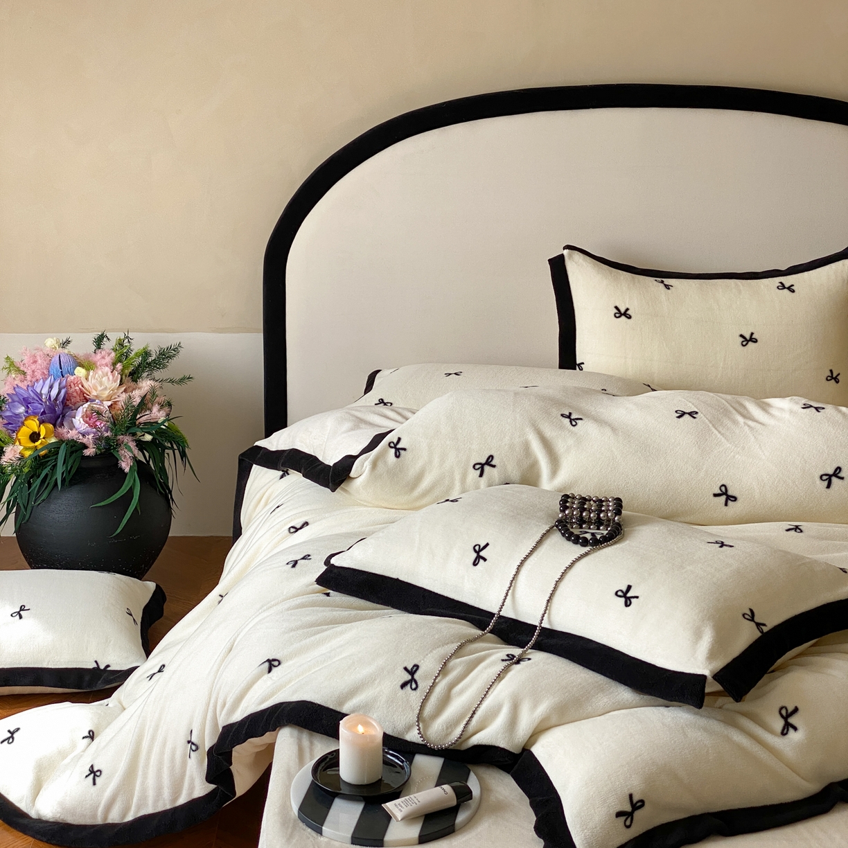 91家纺网 家纺一手货源 找家纺 云栖家居 2025秋冬新款加厚印花防静电消光牛奶绒四件套-梦境 梦境-白