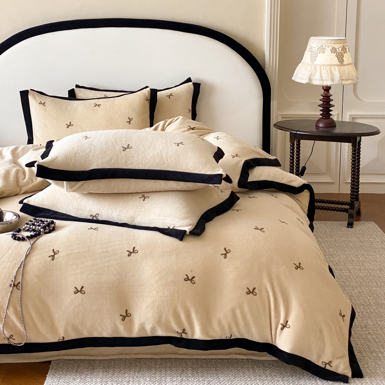 91家纺网 家纺一手货源 找家纺 云栖家居 2025秋冬新款加厚印花防静电消光牛奶绒四件套-梦境 梦境-咖