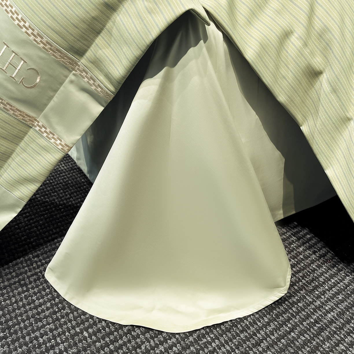 91家纺网 家纺一手货源 找家纺 置顶家纺 2025新款奥斯卡男士商务100支四件套 奥斯卡-青柠色