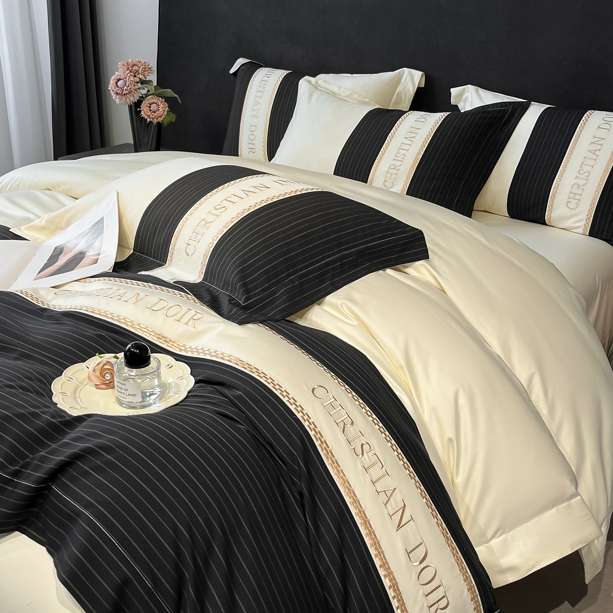 91家纺网 家纺一手货源 找家纺 置顶家纺 2025新款奥斯卡男士商务100支四件套 奥斯卡-白+黑