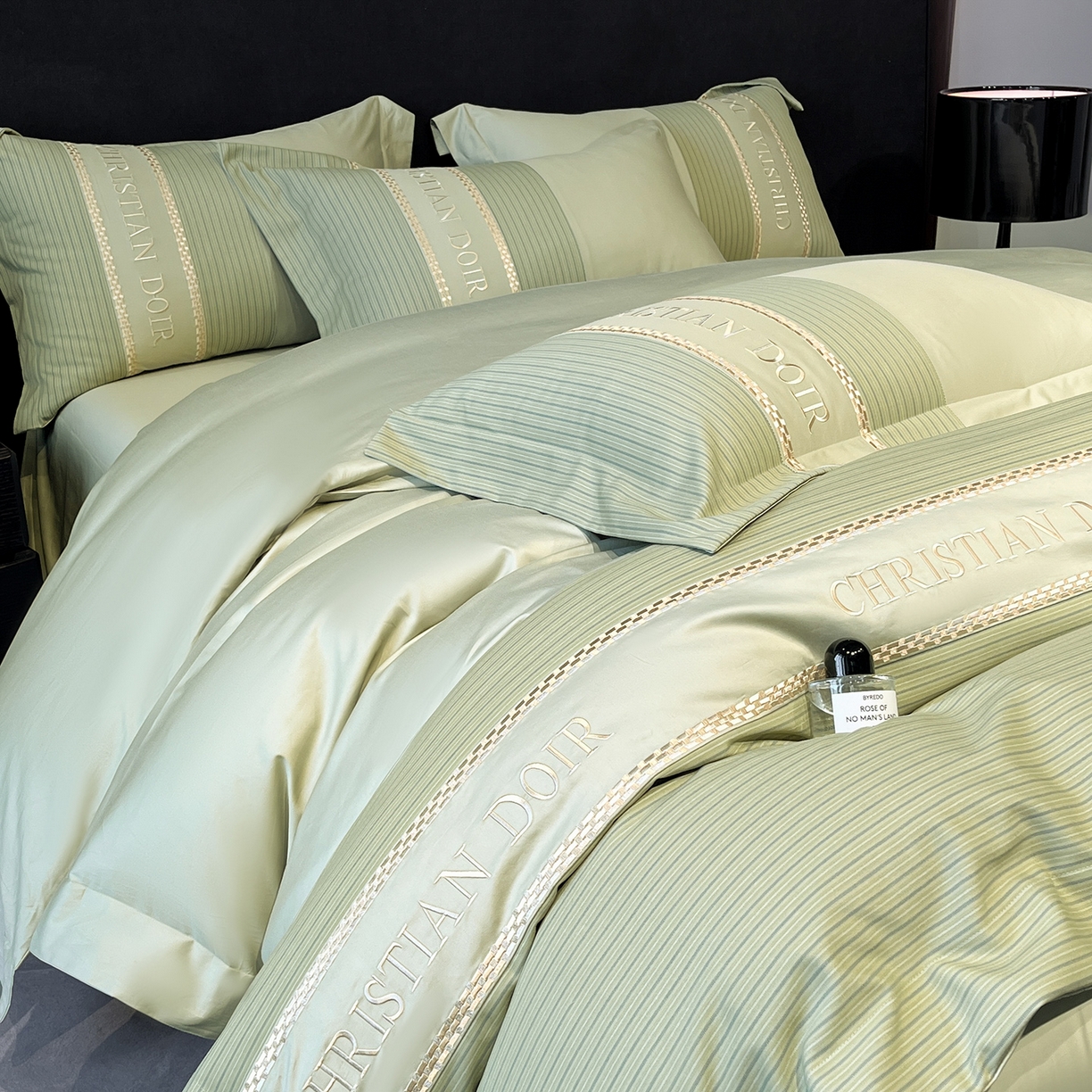 91家纺网 家纺一手货源 找家纺 置顶家纺 2025新款奥斯卡男士商务100支四件套 奥斯卡-青柠色