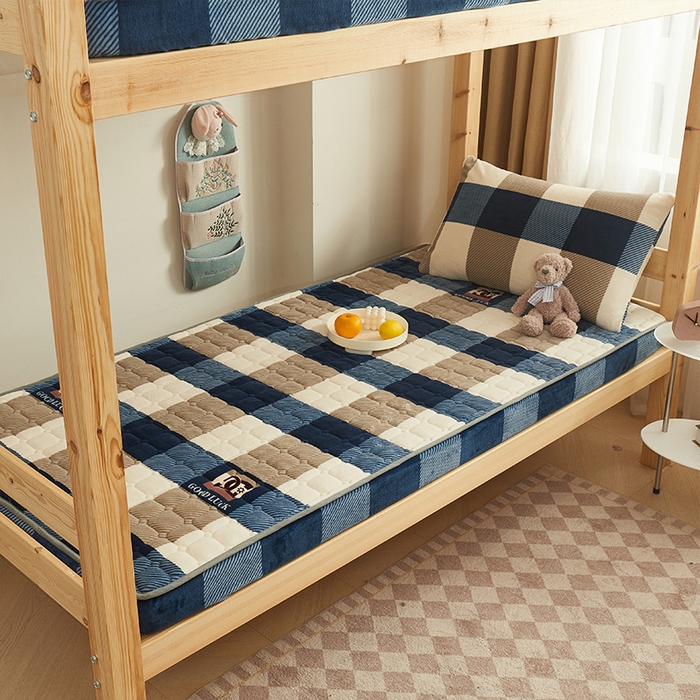 91家纺网 家纺一手货源 找家纺 （总）斯尔顿 2025冬季新款牛奶绒学生上下铺床垫床护垫大学生开学季床褥子 牛奶绒床褥