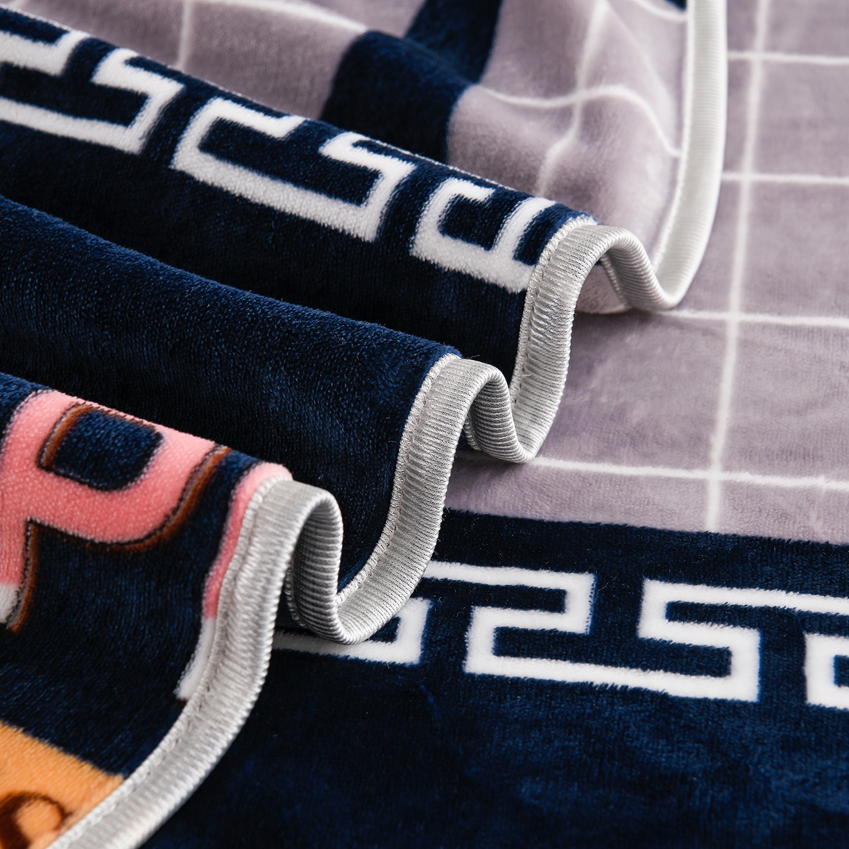 91家纺网 家纺一手货源 找家纺 眠多宝 2025新款8-9斤高克重牛奶绒四件套法莱绒水晶绒金貂绒抖音快手直播热款 极简主义