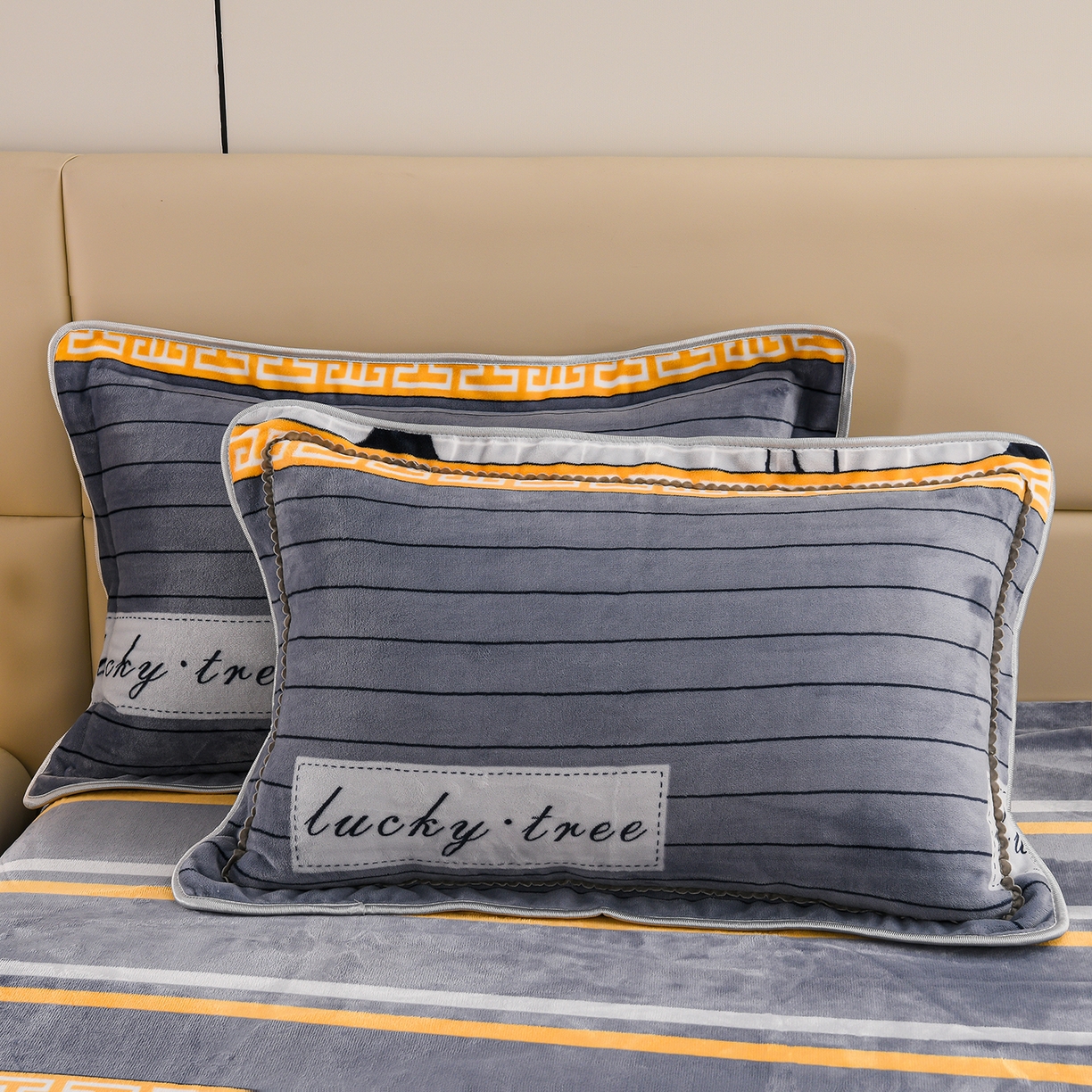 91家纺网 家纺一手货源 找家纺 眠多宝 2025新款8-9斤高克重牛奶绒四件套法莱绒水晶绒金貂绒抖音快手直播热款 幸运树