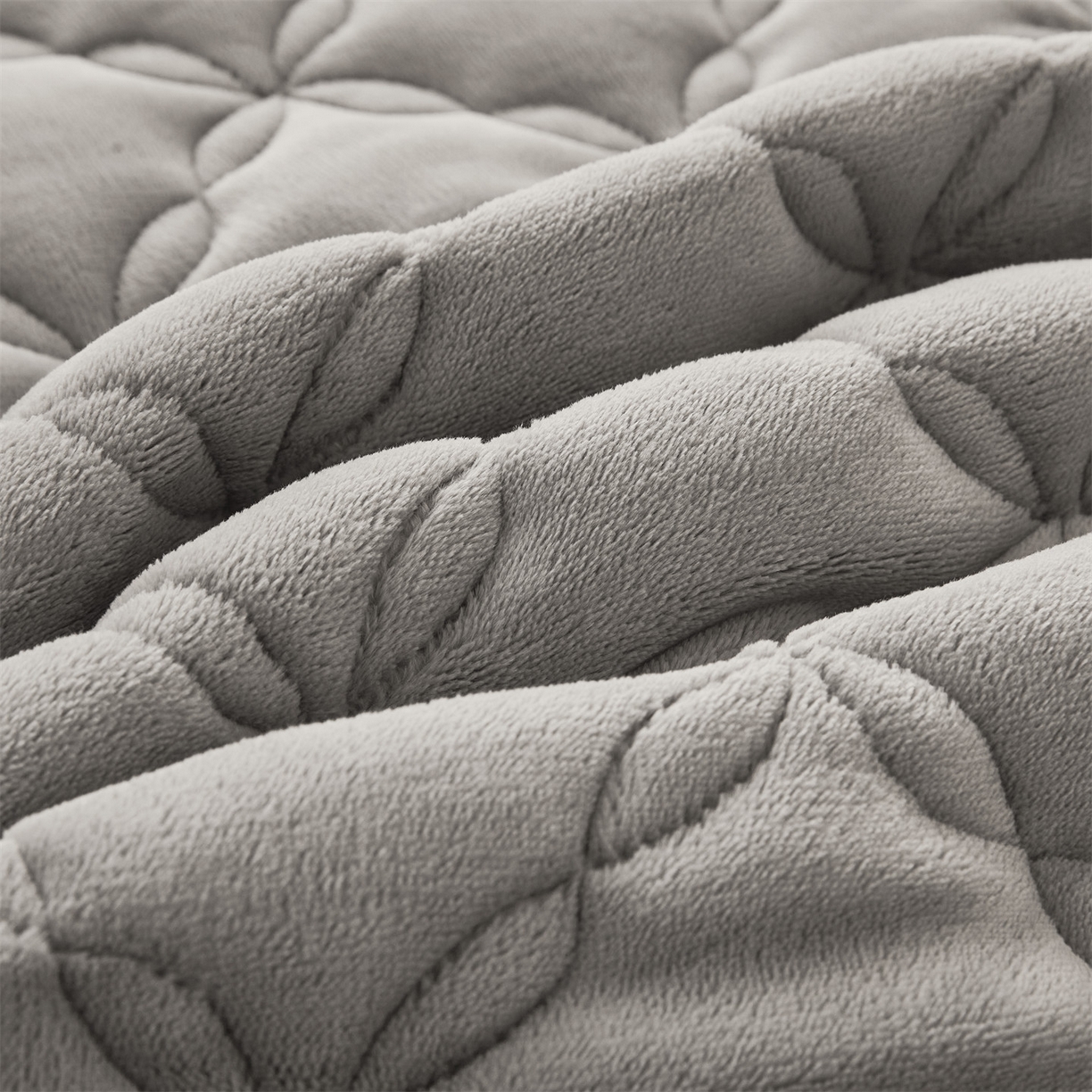 91家纺网 家纺一手货源 找家纺 布卢姆床垫 2025新款A类抗菌牛奶绒床笠 菱格-典雅灰