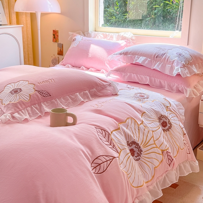 91家纺网 家纺一手货源 找家纺 （总）木子家纺 2025新款半亩花田牛奶绒四件套