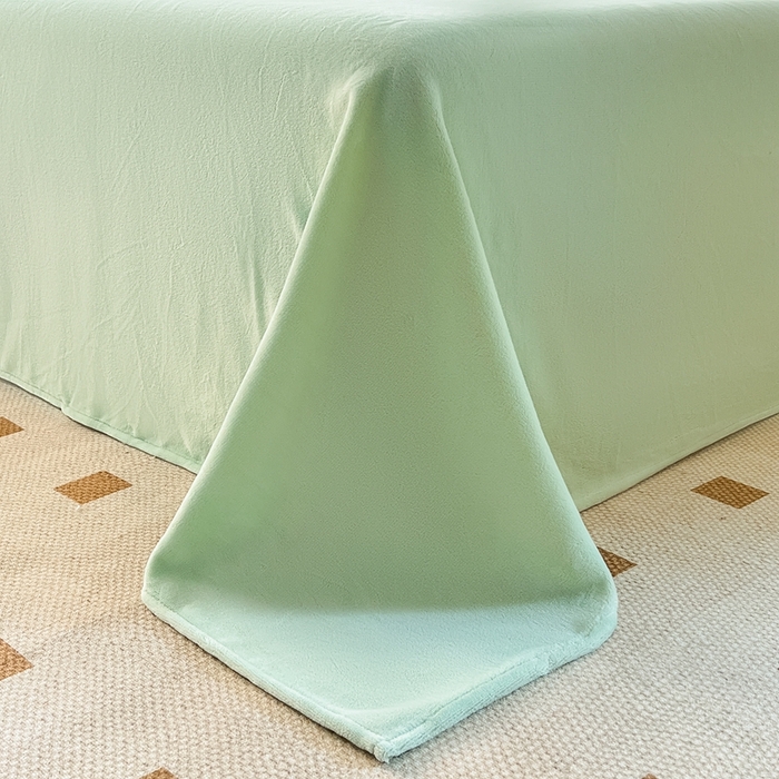 91家纺网 家纺一手货源 找家纺 木子家纺 2025新款半亩花田牛奶绒四件套 若草绿