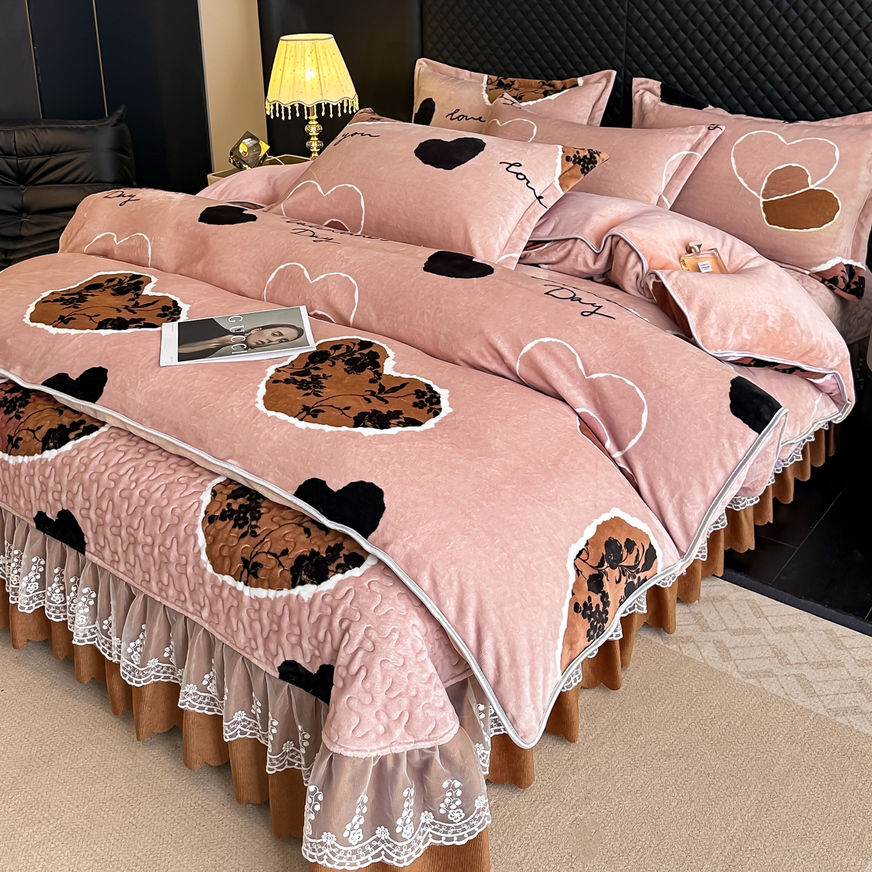 91家纺网 家纺一手货源 找家纺 凤杰家纺 2025新款加厚牛奶绒床盖四件套 爱慕