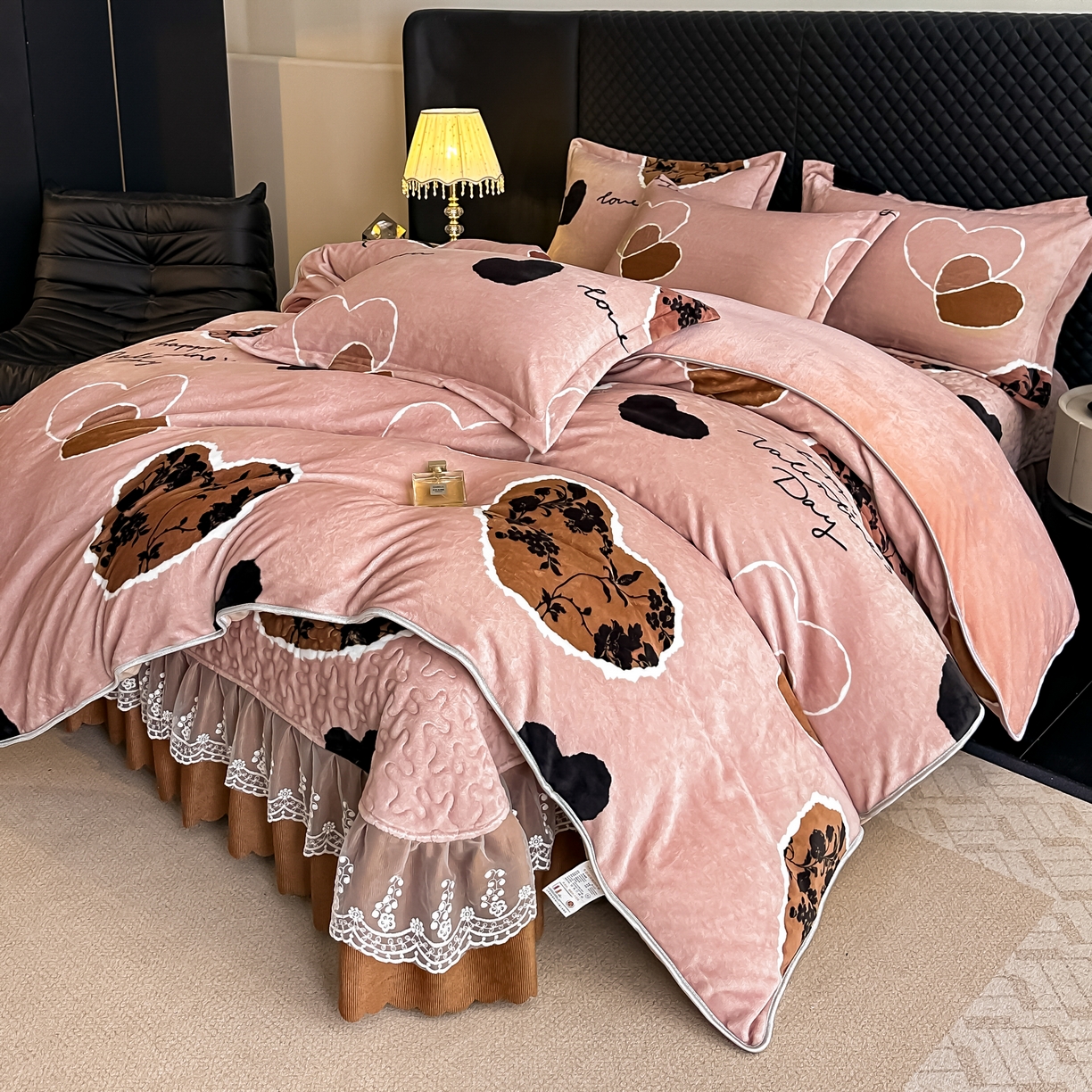 91家纺网 家纺一手货源 找家纺 凤杰家纺 2025新款加厚牛奶绒床盖四件套 爱慕