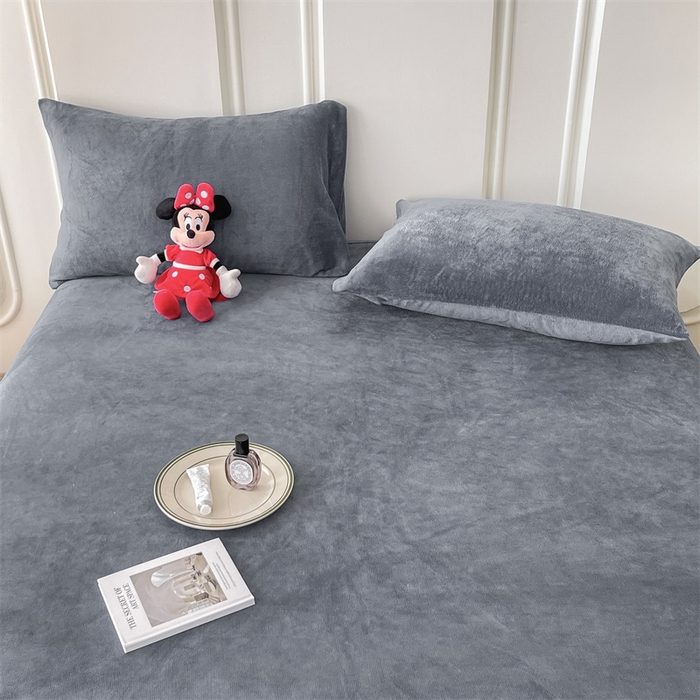 91家纺网 家纺一手货源 找家纺 莎臣豹 2025水晶绒短毛绒跑量款纯色床笠可配二三件套 水晶绒床笠时尚灰-深灰