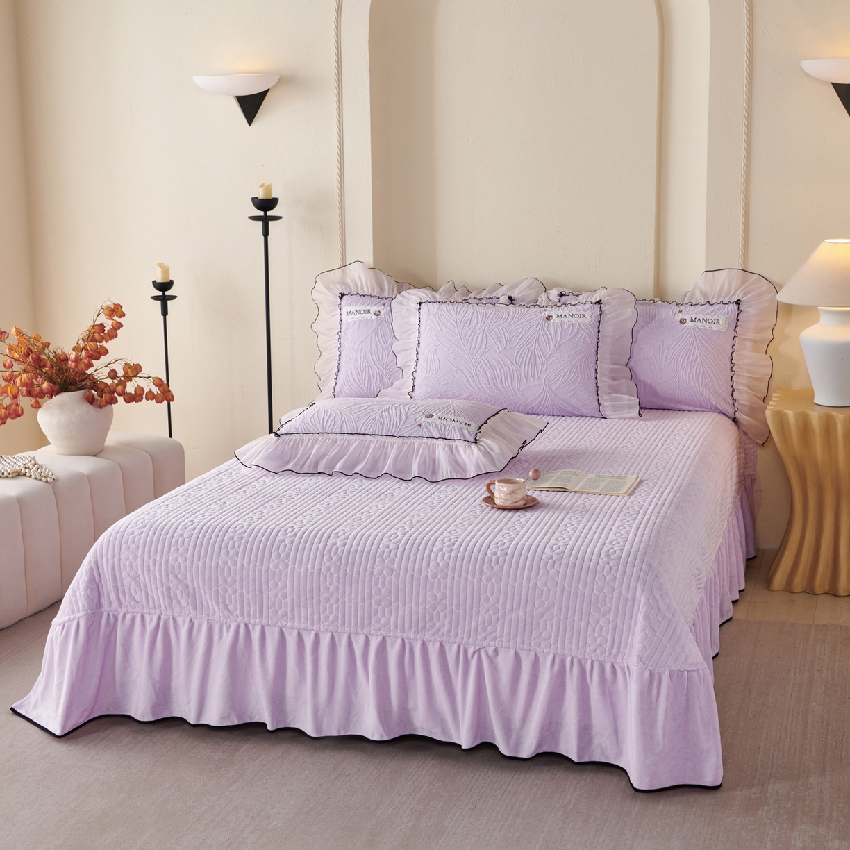 91家纺网 家纺一手货源 找家纺 青竹苑 2025新款雕花牛奶绒夹棉床盖款四件套 森野-幻紫