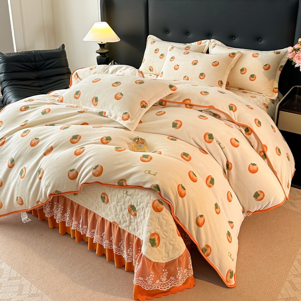 91家纺网 家纺一手货源 找家纺 凤杰家纺 2025新款加厚牛奶绒床盖四件套 柿柿如意