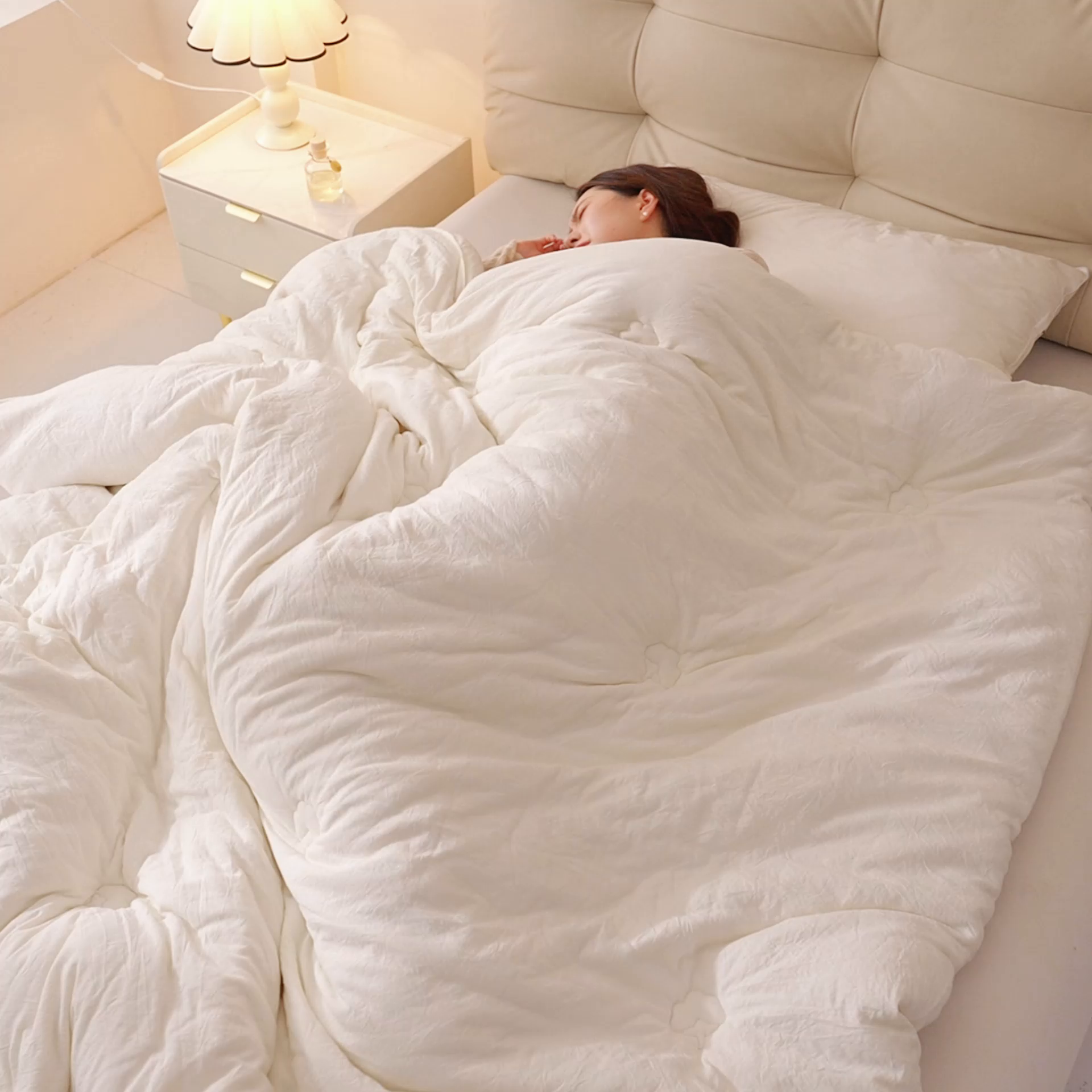 91家纺网 家纺一手货源 找家纺 2025新款母婴A类双层纱新疆棉花脱脂棉花里外全棉100%新疆棉花被子10A抗菌冬被纯棉加厚保暖纯棉花被单人春秋棉絮被芯 脱脂棉-白【溯源版】