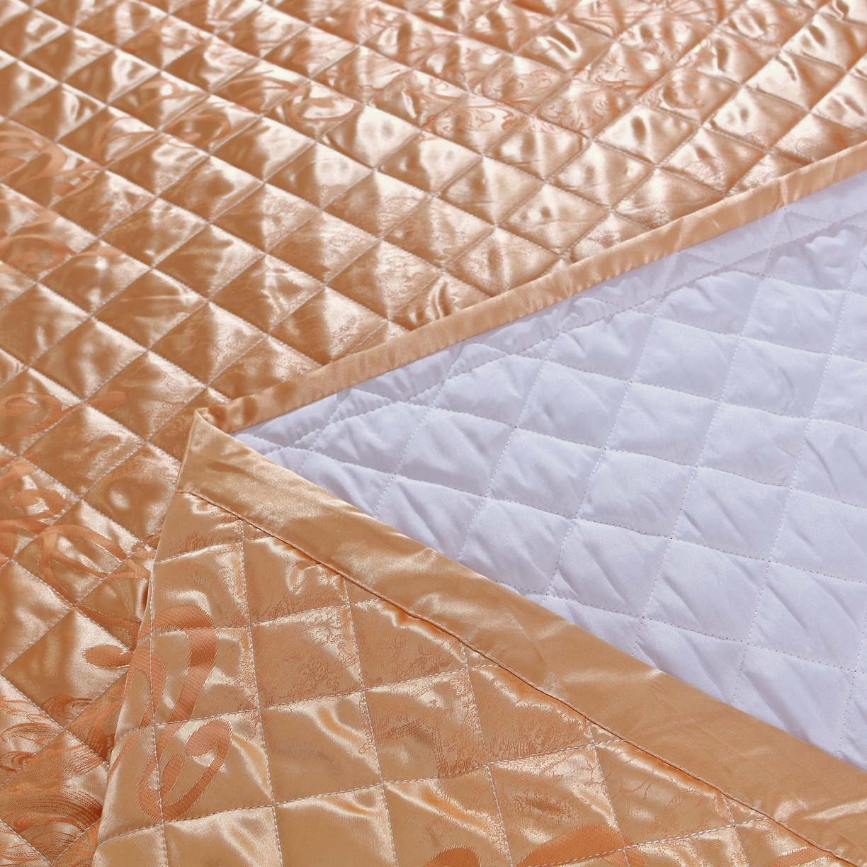 91家纺网 家纺一手货源 找家纺 （总）雅绅阁 2025新款仿真丝贡缎提花床盖三件套