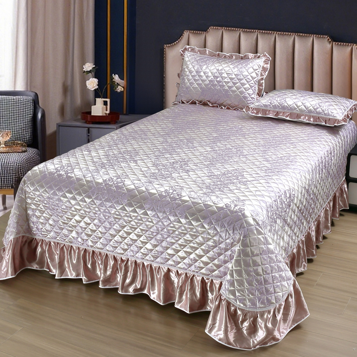 91家纺网 家纺一手货源 找家纺 雅绅阁 2025新款仿真丝贡缎提花床盖三件套 紫气东来