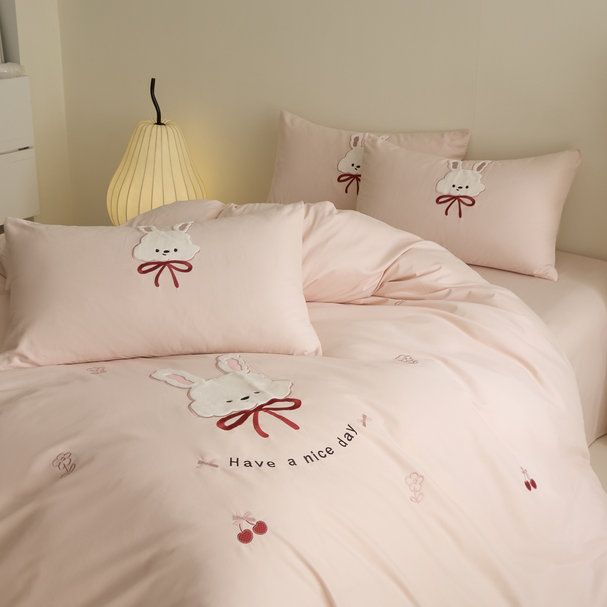 91家纺网 家纺一手货源 找家纺 618家纺 2025新款50S100支全棉纯棉磨毛奶糖系列四件套 奶糖-粉