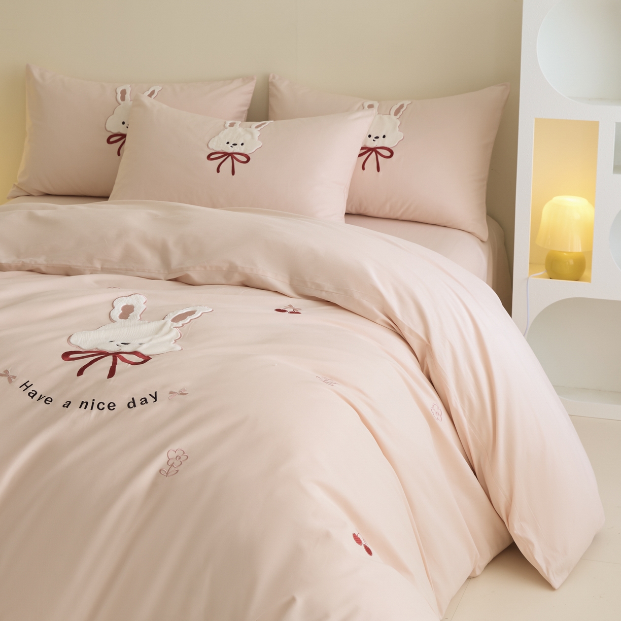 91家纺网 家纺一手货源 找家纺 618家纺 2025新款50S100支全棉纯棉磨毛奶糖系列四件套 奶糖-粉