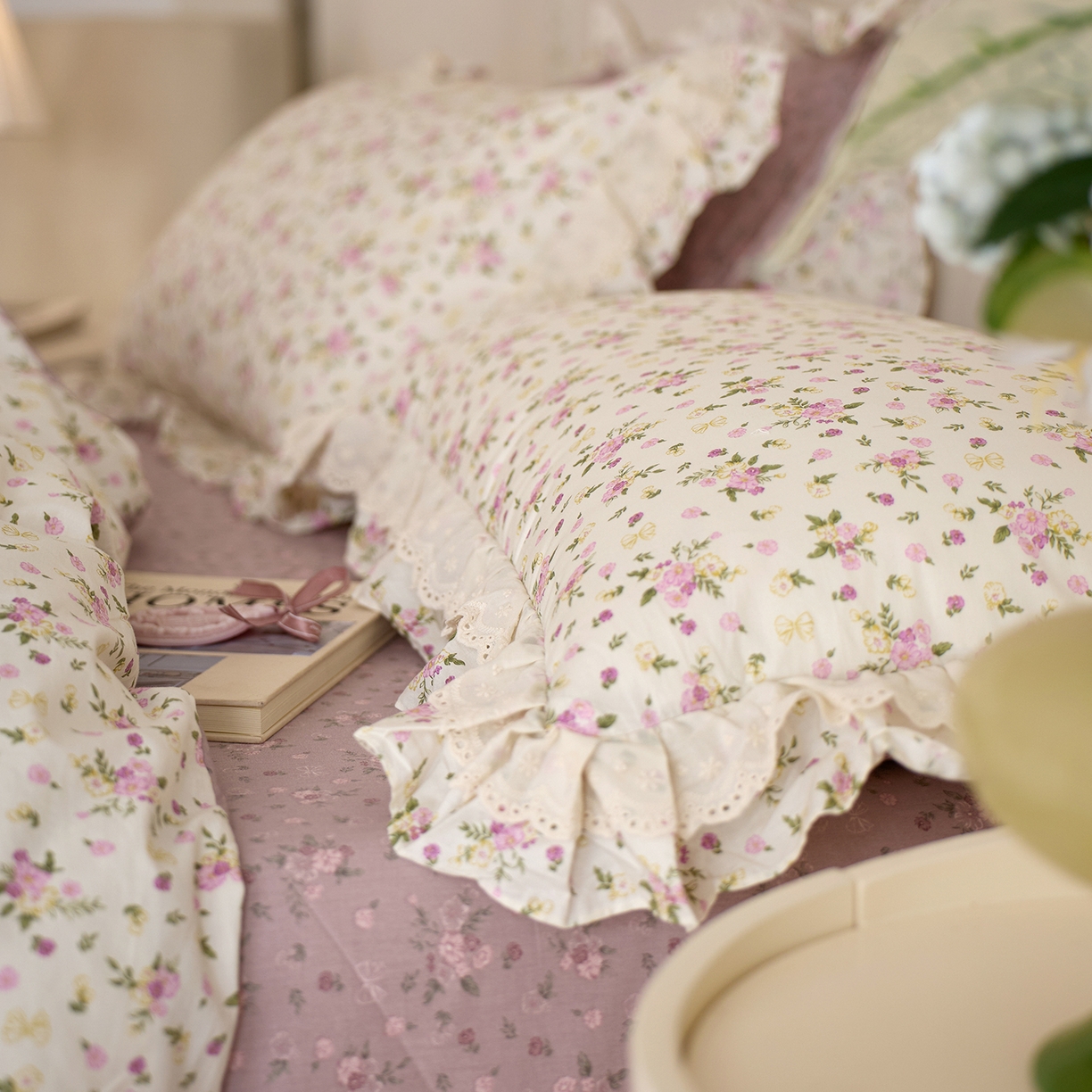 91家纺网 家纺一手货源 找家纺 清雅福 2025春夏新品全棉13372法式双层花边系列四件套 艾米丽