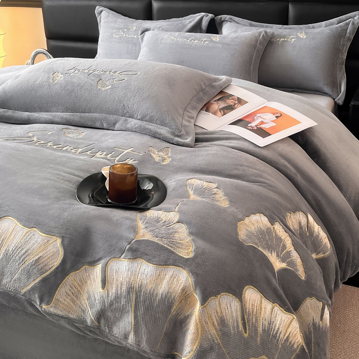 91家纺网 家纺一手货源 找家纺 （总）苏源家居 2025新款冬季轻奢风刺绣牛奶绒四件套-永恒