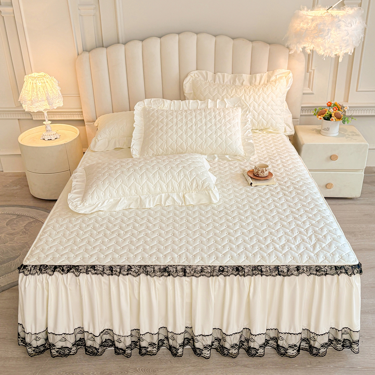 91家纺网 家纺一手货源 找家纺 笠裙家纺 2025新款蕾丝水洗棉夹棉加厚单床裙-繁星 繁星-米白