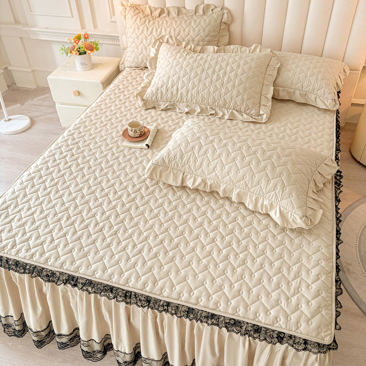 91家纺网 家纺一手货源 找家纺 笠裙家纺 2025新款蕾丝水洗棉夹棉加厚单床裙-繁星 繁星-浅咖