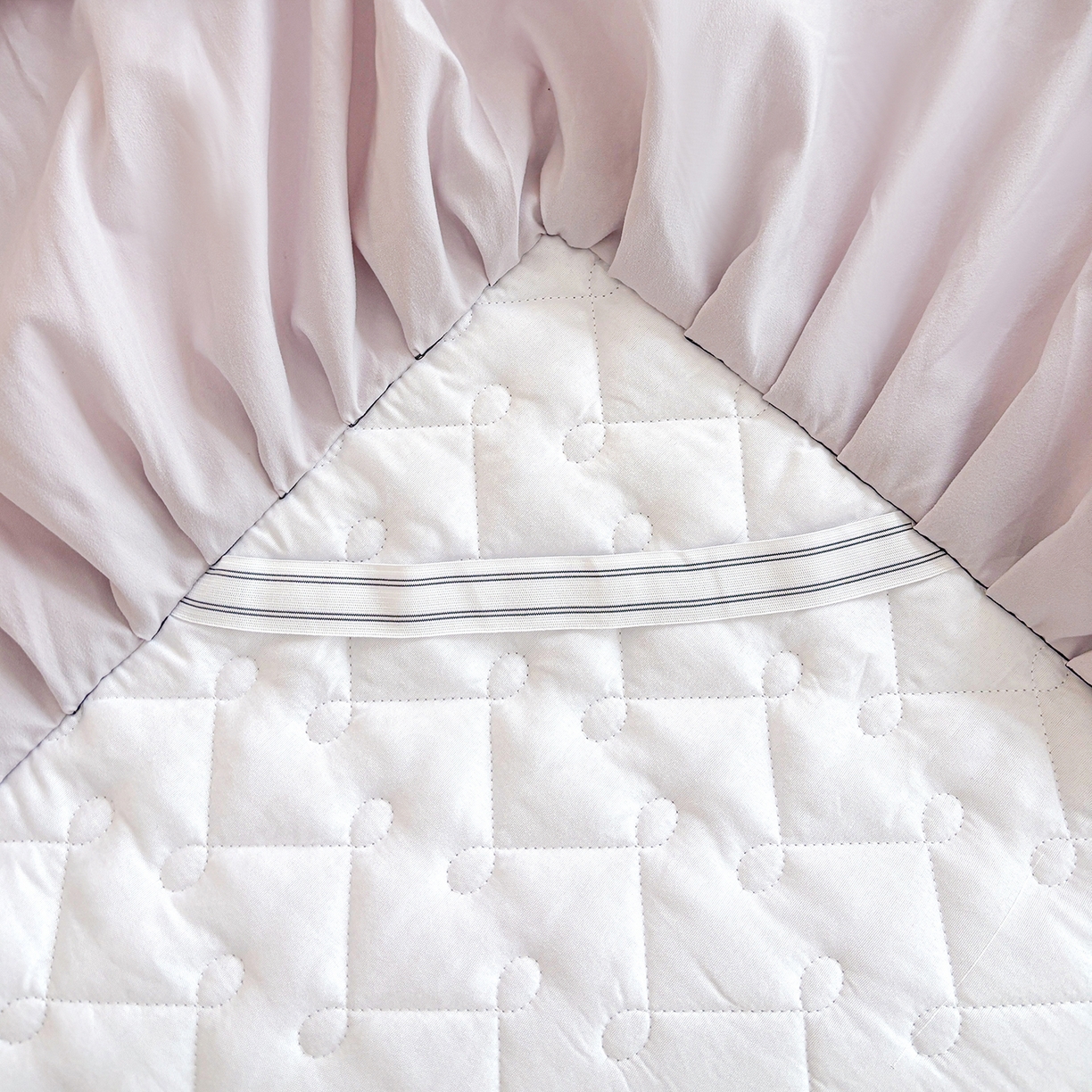 91家纺网 家纺一手货源 找家纺 笠裙家纺 2025新款蕾丝水洗棉夹棉加厚单床裙-繁星 繁星-玫瑰紫