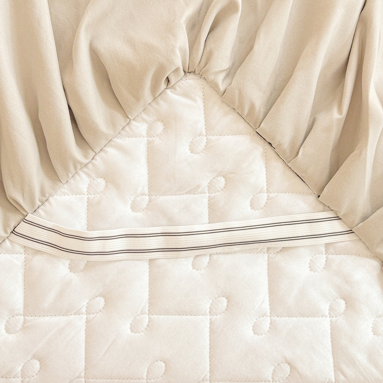 91家纺网 家纺一手货源 找家纺 笠裙家纺 2025新款蕾丝水洗棉夹棉加厚单床裙-繁星 繁星-浅咖