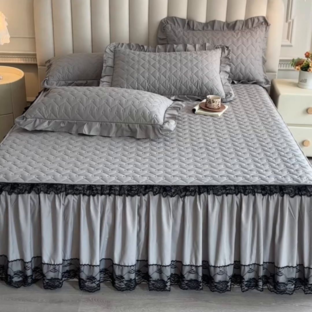 91家纺网 家纺一手货源 找家纺 笠裙家纺 2025新款蕾丝水洗棉夹棉加厚单床裙-繁星 繁星-浅灰