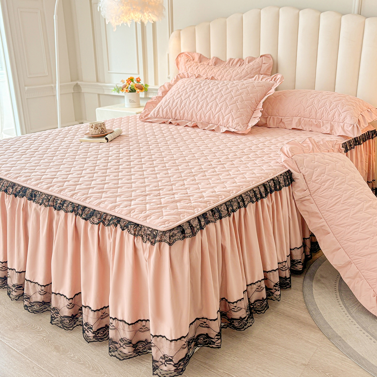 91家纺网 家纺一手货源 找家纺 笠裙家纺 2025新款蕾丝水洗棉夹棉加厚单床裙-繁星 繁星-豆沙