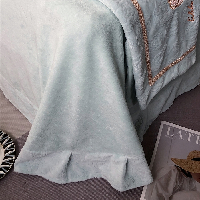 91家纺网 家纺一手货源 找家纺 （总）娇逸家居 2025新款秋冬冰岛浮雕雕花牛奶暖绒刺绣四件套-茶白