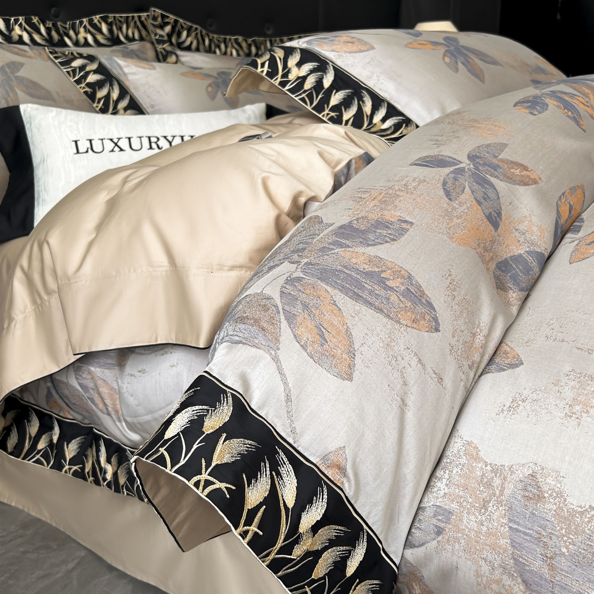 91家纺网 家纺一手货源 找家纺 帝王家纺 2025冬季爆款牛奶绒刺绣四件套加厚珊瑚绒少女心被套-晚枫 晚枫-咖