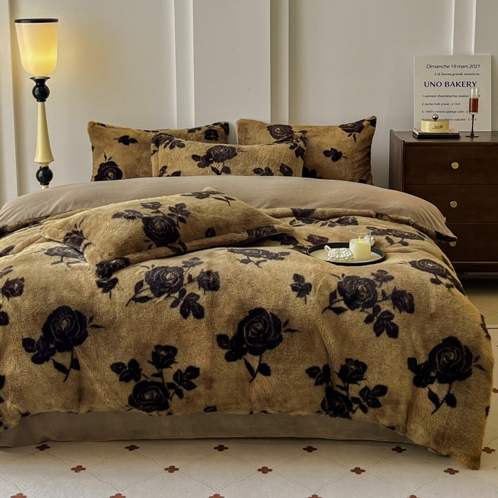 91家纺网 家纺一手货源 找家纺 （总）梦莱斯 2025新款亲肤舒适兔毛印花牛奶绒保暖四件套一美拉德系