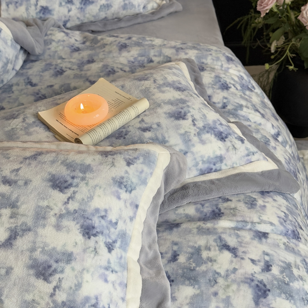 91家纺网 家纺一手货源 找家纺 多乐娜 2025新款高克重260g全消光牛奶绒数码印花法式油画风高端款四件套 （会员-20）控价最低368起 暮雨烟