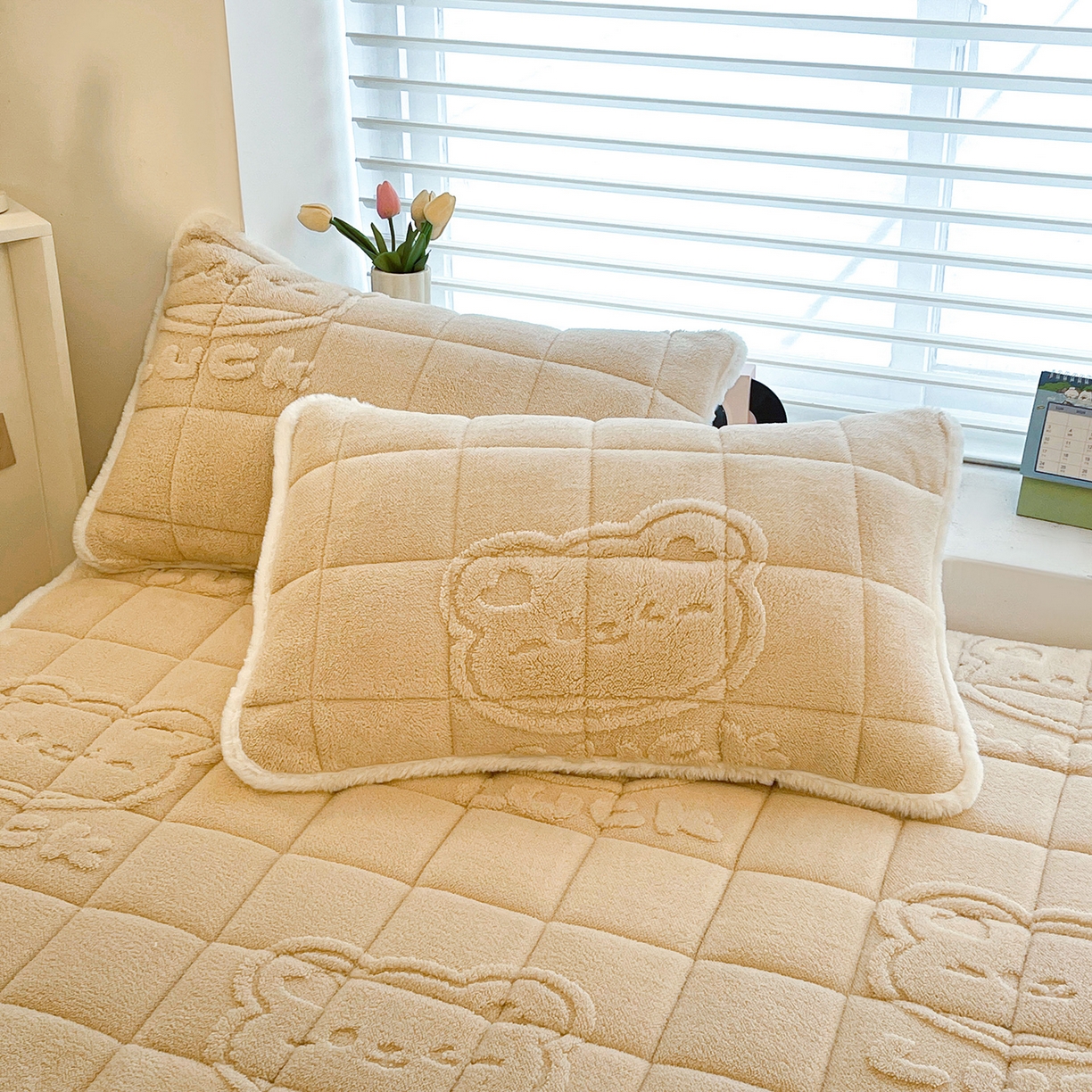 91家纺网 家纺一手货源 找家纺 予梦家纺 2025新款加厚塔芙绒床垫床褥床护垫（带卖点图和买家秀） 绅士熊 卡其