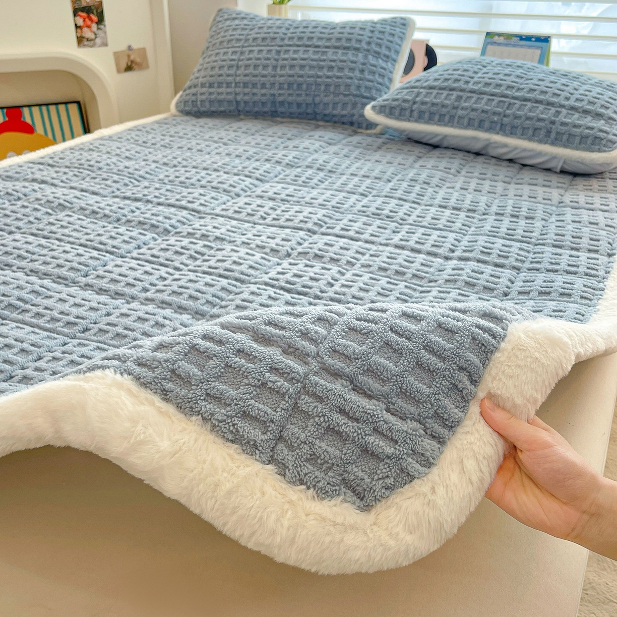 91家纺网 家纺一手货源 找家纺 予梦家纺 2025新款加厚塔芙绒床垫床褥床护垫（带卖点图和买家秀） 华夫格 苍蓝