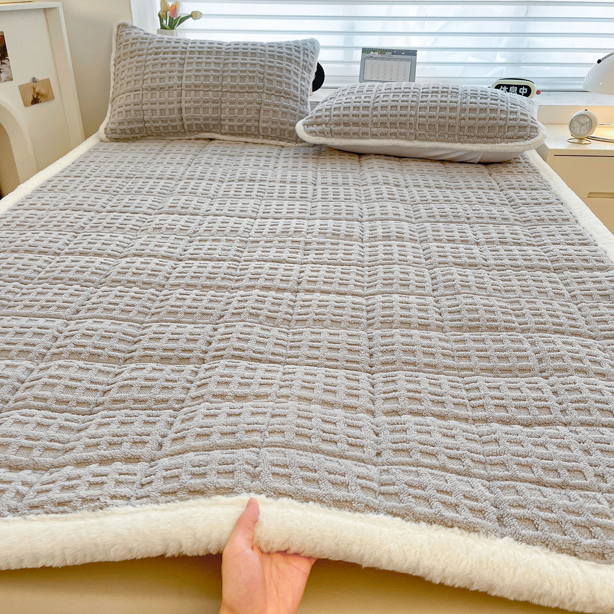 91家纺网 家纺一手货源 找家纺 （总）予梦家纺 2025新款加厚塔芙绒床垫床褥床护垫（带卖点图和买家秀）