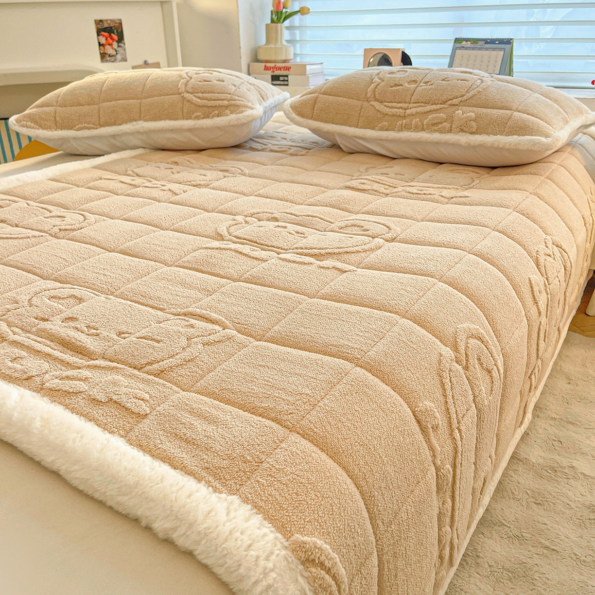91家纺网 家纺一手货源 找家纺 予梦家纺 2025新款加厚塔芙绒床垫床褥床护垫（带卖点图和买家秀） 绅士熊 卡其