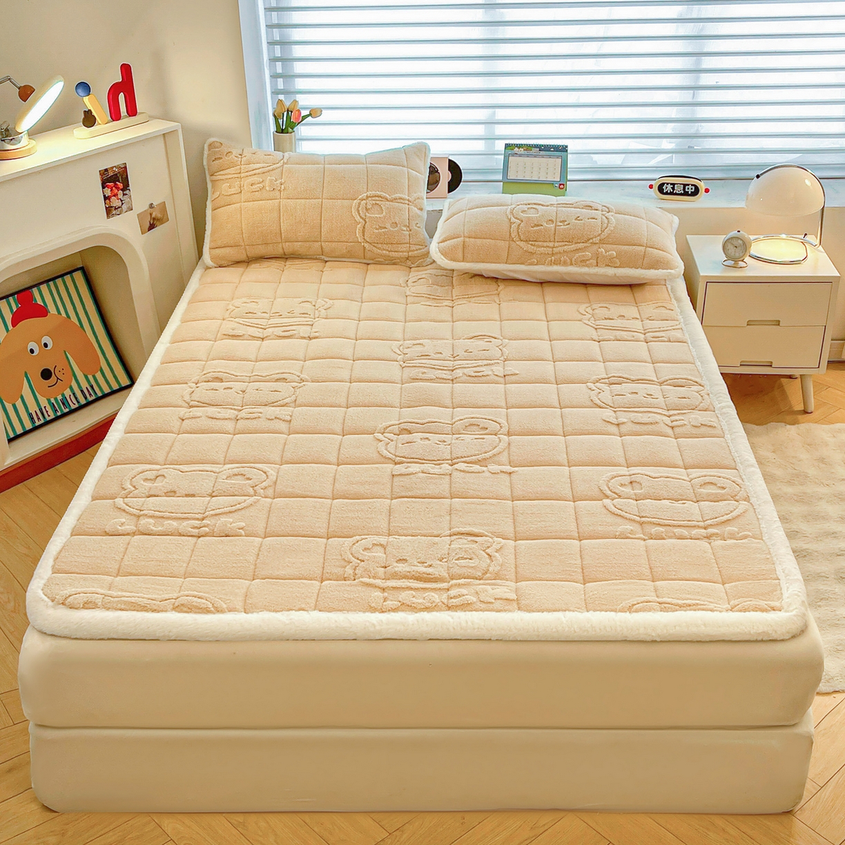 91家纺网 家纺一手货源 找家纺 予梦家纺 2025新款加厚塔芙绒床垫床褥床护垫（带卖点图和买家秀） 绅士熊 卡其
