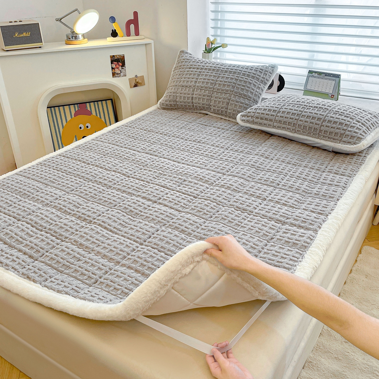 91家纺网 家纺一手货源 找家纺 予梦家纺 2025新款加厚塔芙绒床垫床褥床护垫（带卖点图和买家秀） 华夫格 星灰