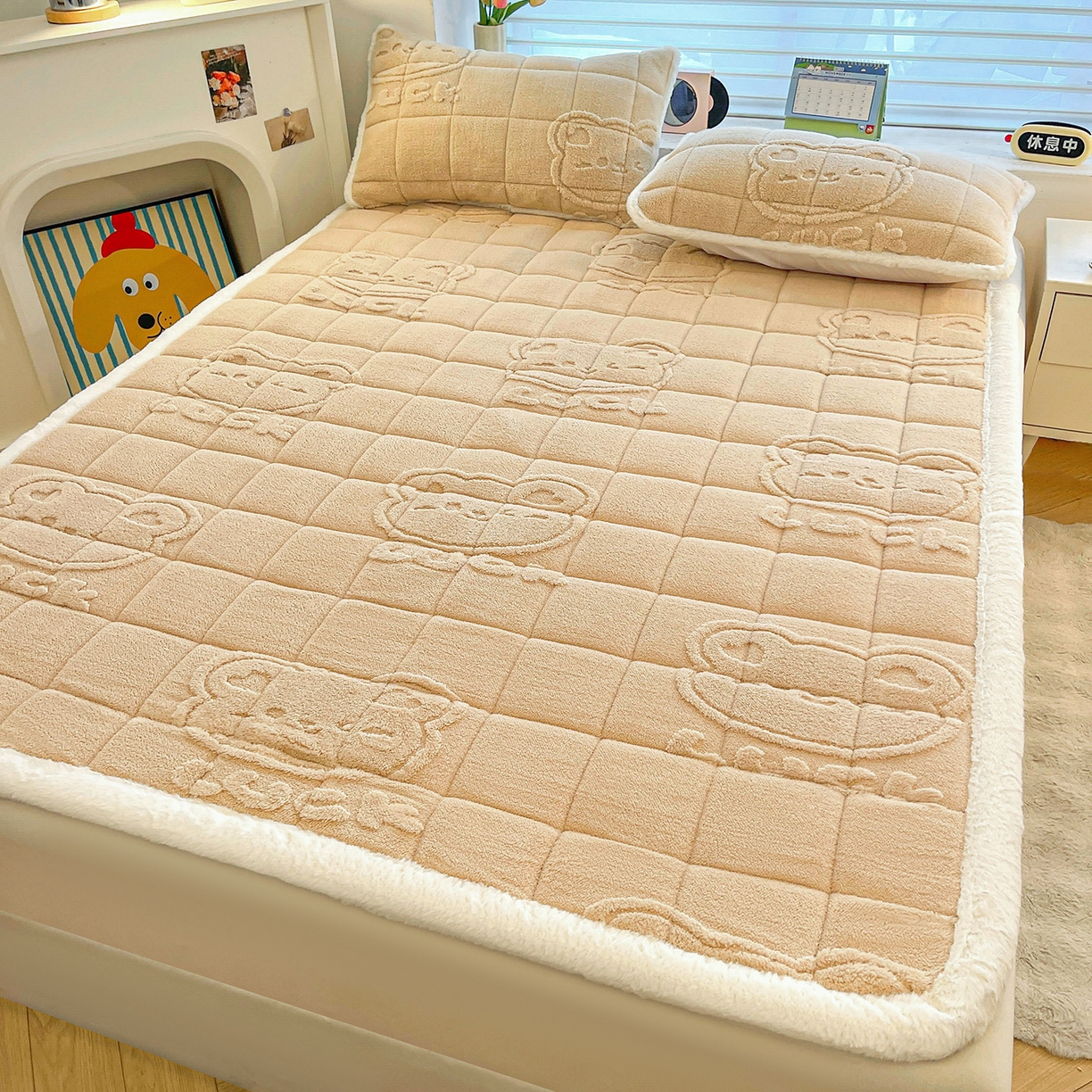 91家纺网 家纺一手货源 找家纺 予梦家纺 2025新款加厚塔芙绒床垫床褥床护垫（带卖点图和买家秀） 绅士熊 卡其