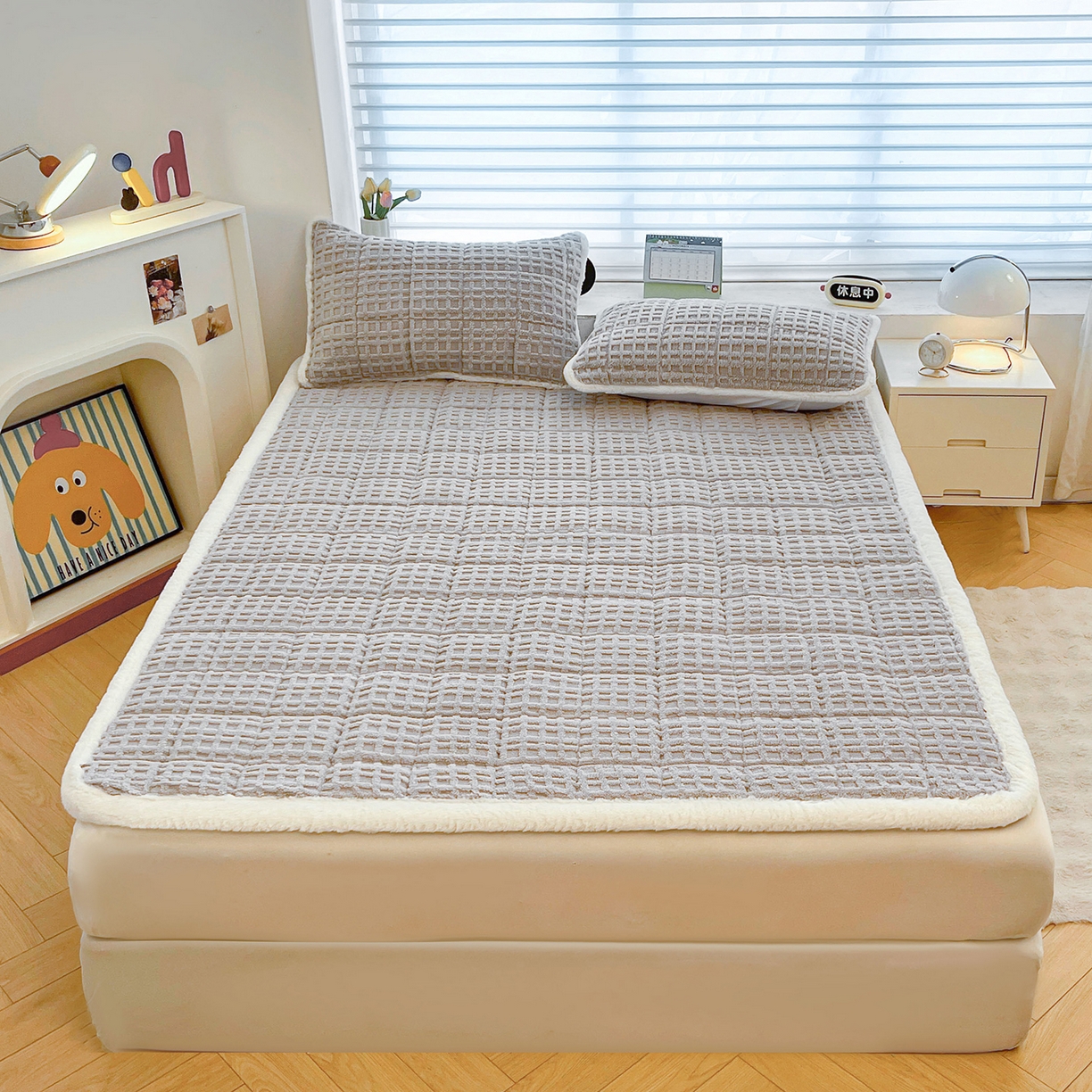 91家纺网 家纺一手货源 找家纺 予梦家纺 2025新款加厚塔芙绒床垫床褥床护垫（带卖点图和买家秀） 华夫格 星灰