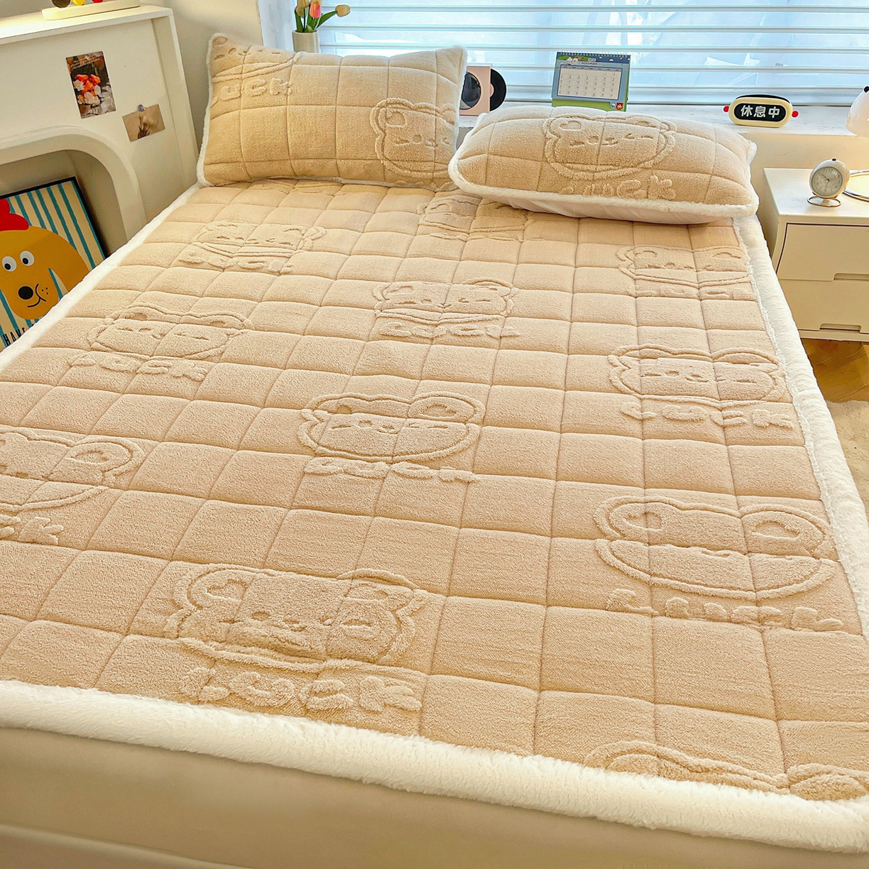 91家纺网 家纺一手货源 找家纺 予梦家纺 2025新款加厚塔芙绒床垫床褥床护垫（带卖点图和买家秀） 绅士熊 卡其