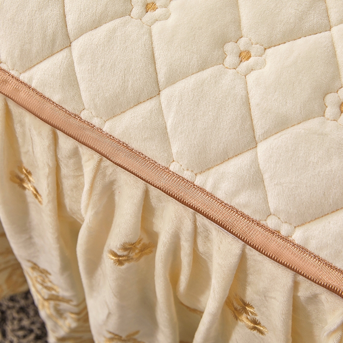 91家纺网 家纺一手货源 找家纺 罗艺轩 2025新款婴儿绒加厚保暖床裙式四件套-心语 心语-奶昔