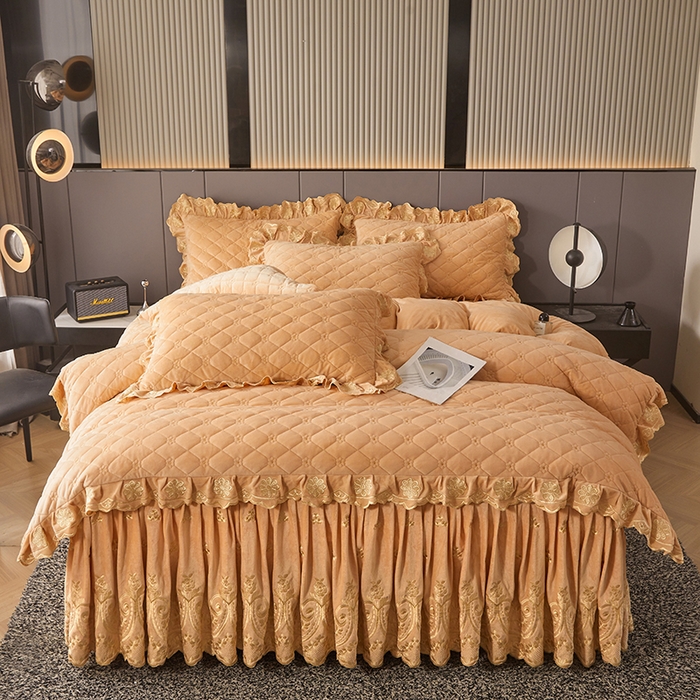 91家纺网 家纺一手货源 找家纺 罗艺轩 2025新款婴儿绒加厚保暖床裙式四件套-心语 心语-香槟金