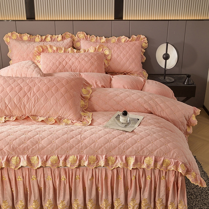 91家纺网 家纺一手货源 找家纺 罗艺轩 2025新款婴儿绒加厚保暖床裙式四件套-心语 心语-梦幻玉