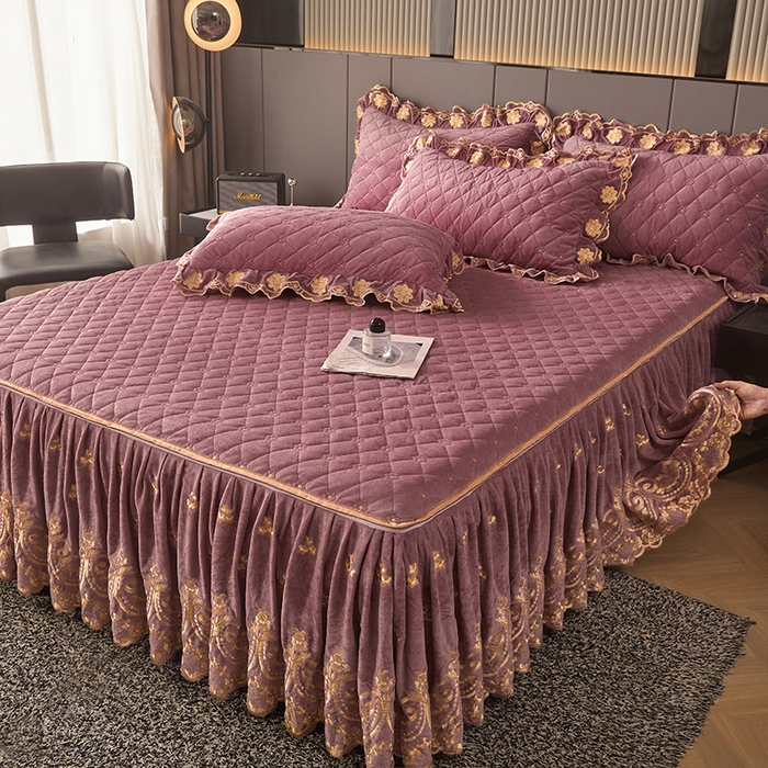 91家纺网 家纺一手货源 找家纺 罗艺轩 2025新款婴儿绒加厚保暖床裙式四件套-心语 心语-豆沙