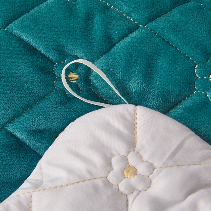 91家纺网 家纺一手货源 找家纺 罗艺轩 2025新款婴儿绒加厚保暖床裙式四件套-心语 心语-翡翠绿